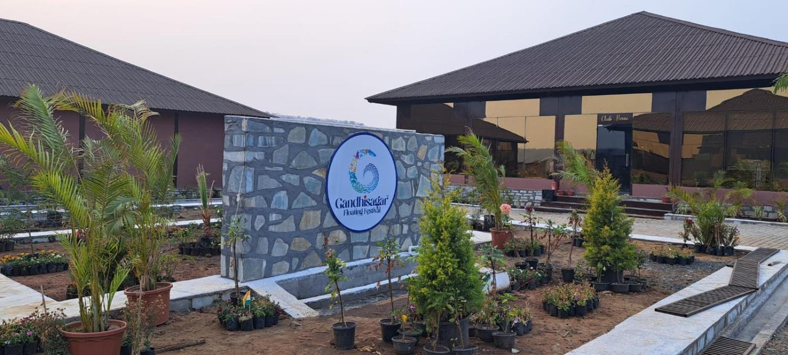 Gandhisagar Forest Retreat Hotel Gurla Ngoại thất bức ảnh